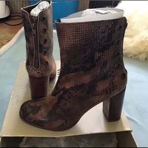 Musse & Cloud boots, NEW in box, “Millie”, leopard